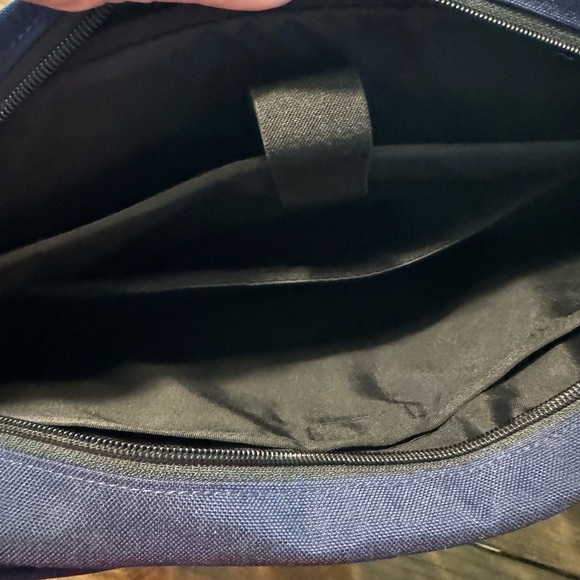 L.L. Bean Vintage Navy Canvas laptop messenger bag case tote w/shoulder strap - Picture 9 of 14